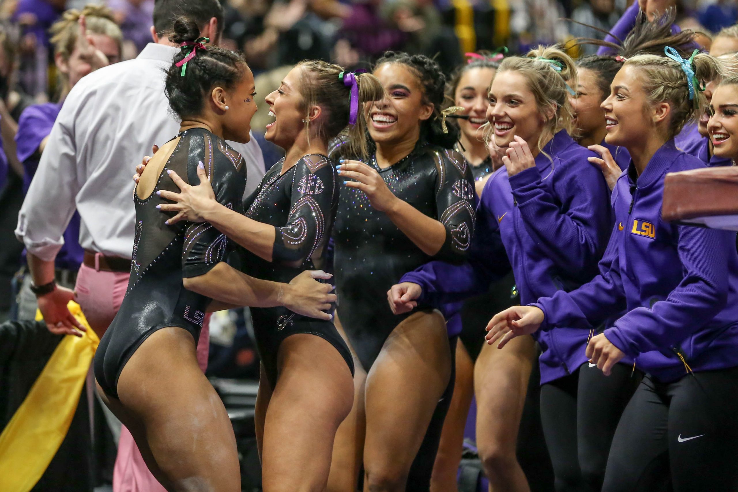 No 8 LSU Gymnastics Edges No 6 Auburn Before Second largest Home Crowd Which Witnessed Program