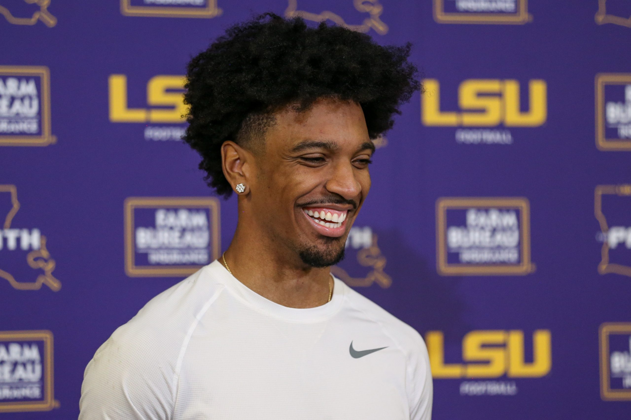 Team effort LSU lending a promotional, creative hand in Heisman race