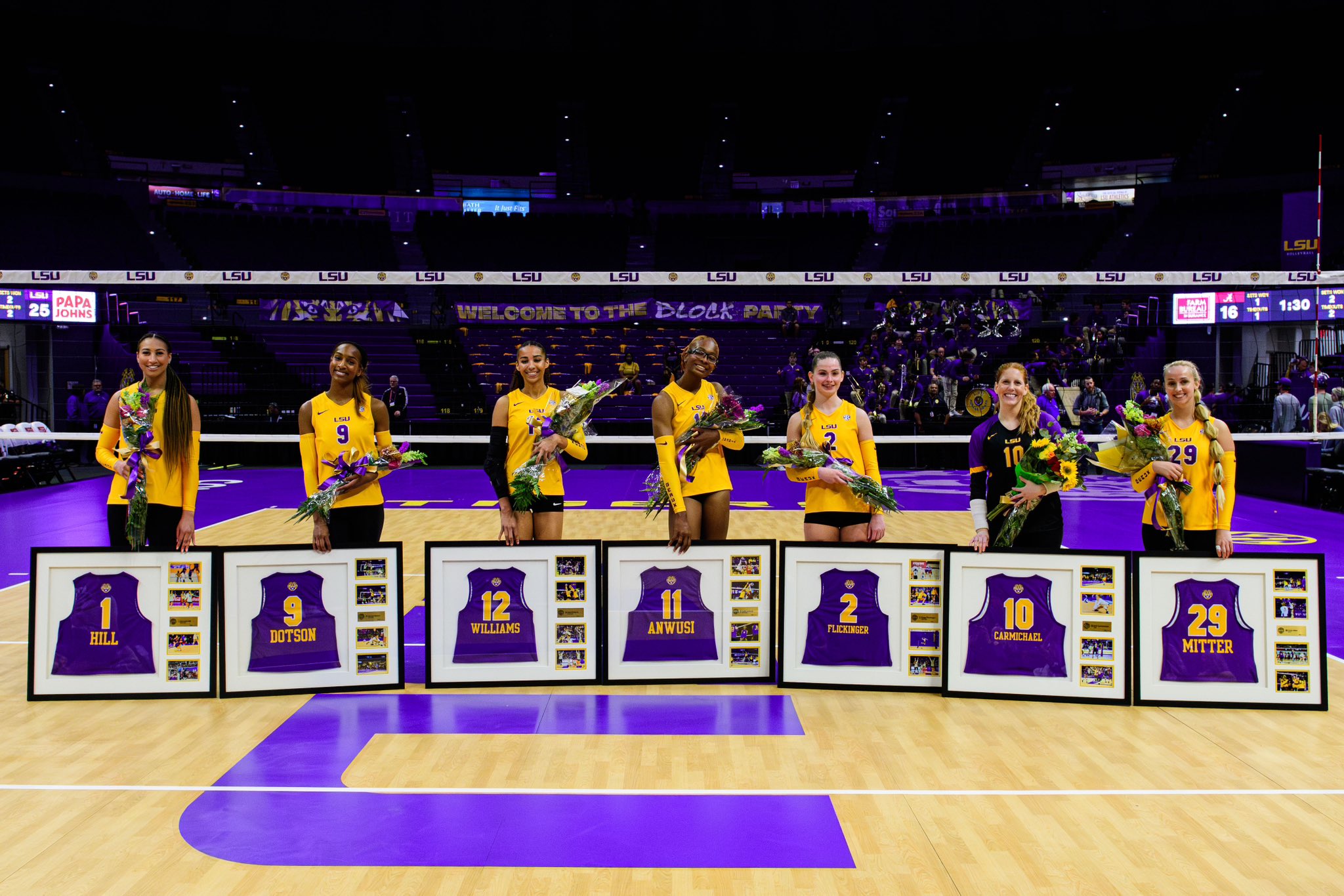 Senior moment LSU volleyball sends out large class in style with 31